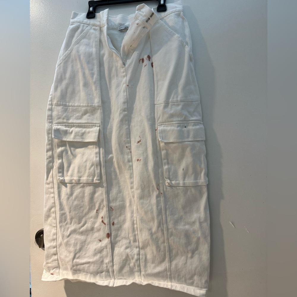 Silk Laundry
Canvas Cargo Skirt - Picture 3 of 6